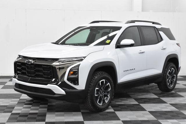 New 2026 Chevrolet Equinox ACTIV w/ Convenience Package III image 2