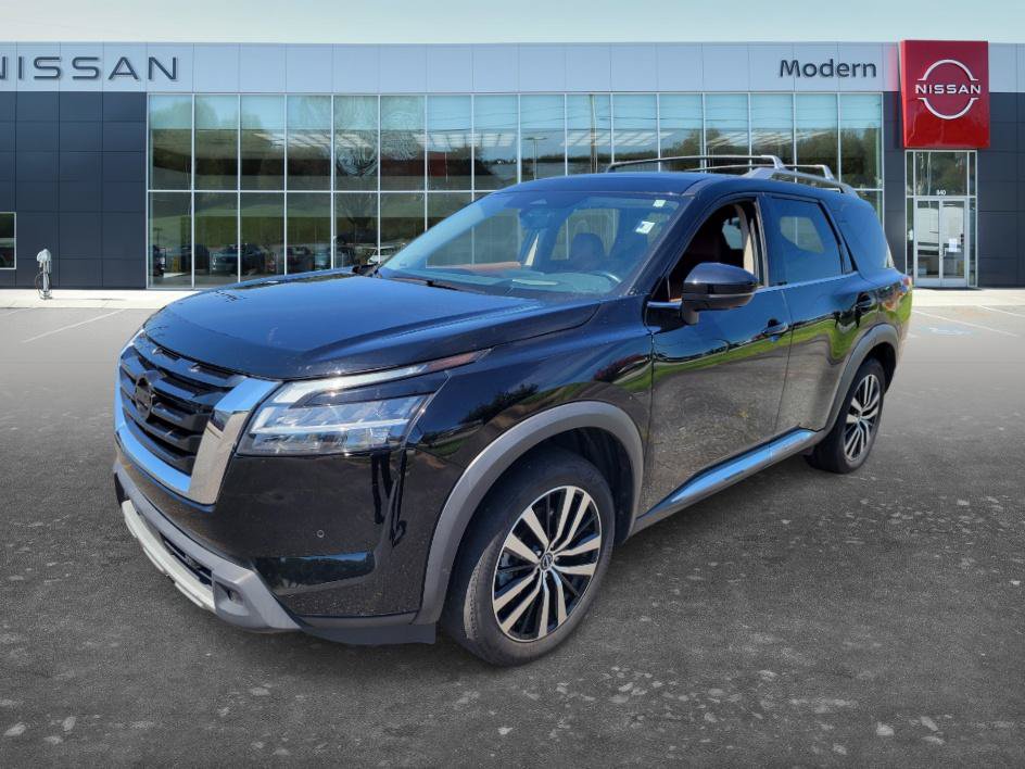 Used 2023 Nissan Pathfinder Platinum