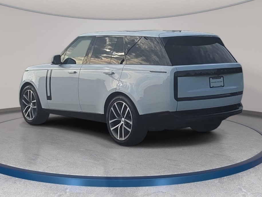 Certified 2024 Land Rover Range Rover SE AWD/4WD image 7