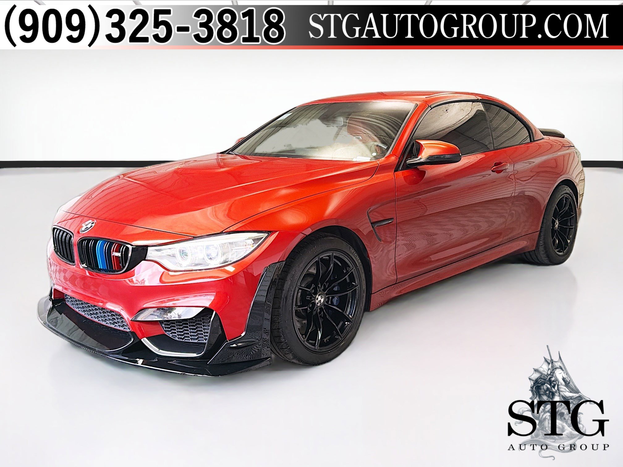 Used 2017 BMW M4 Convertible RWD image 1