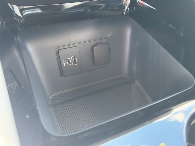 New 2026 Ford Explorer Platinum image 27