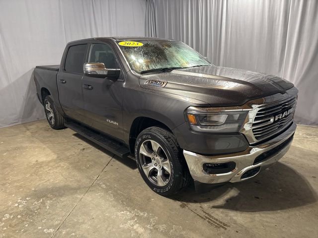 Used 2023 RAM 1500 Laramie AWD/4WD image 10