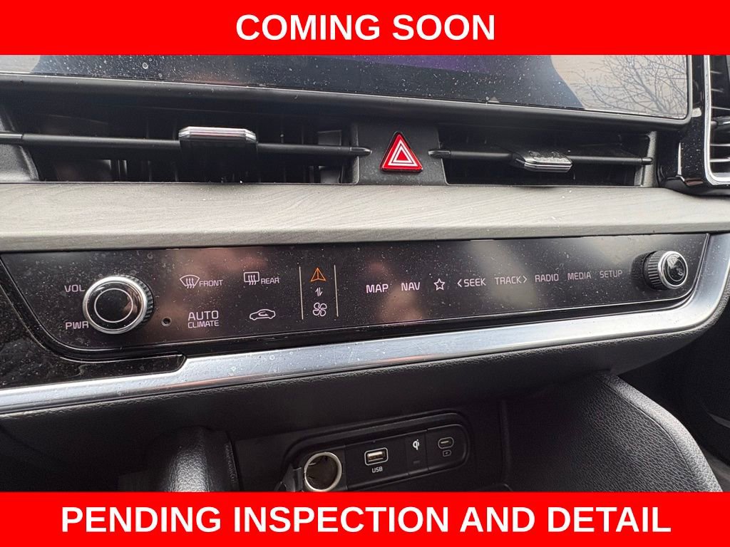Used 2025 Kia Sportage X-Line w/ Premium Package image 23