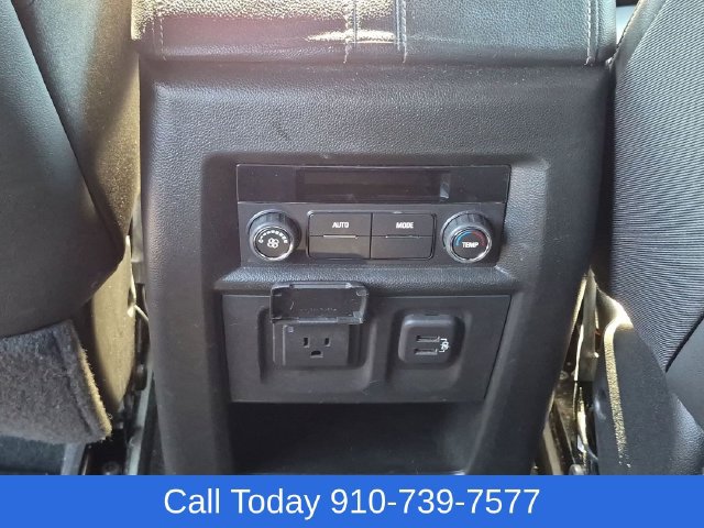 Used 2023 Chevrolet Traverse LT w/ LT Premium Package AWD/4WD image 34