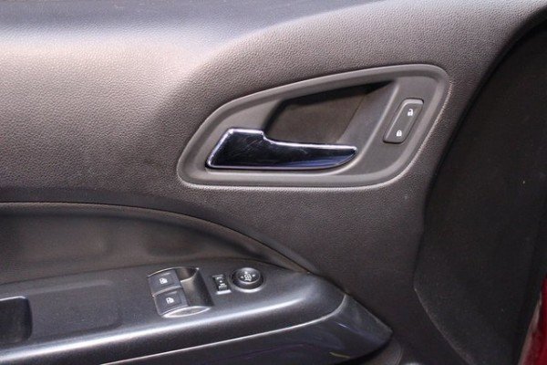 Used 2017 GMC Canyon SLE image 15