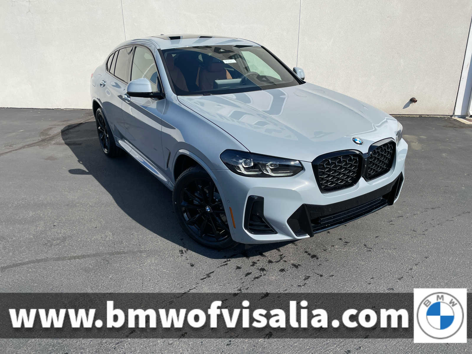 New 2025 BMW X4 xDrive30i w/ Premium Package