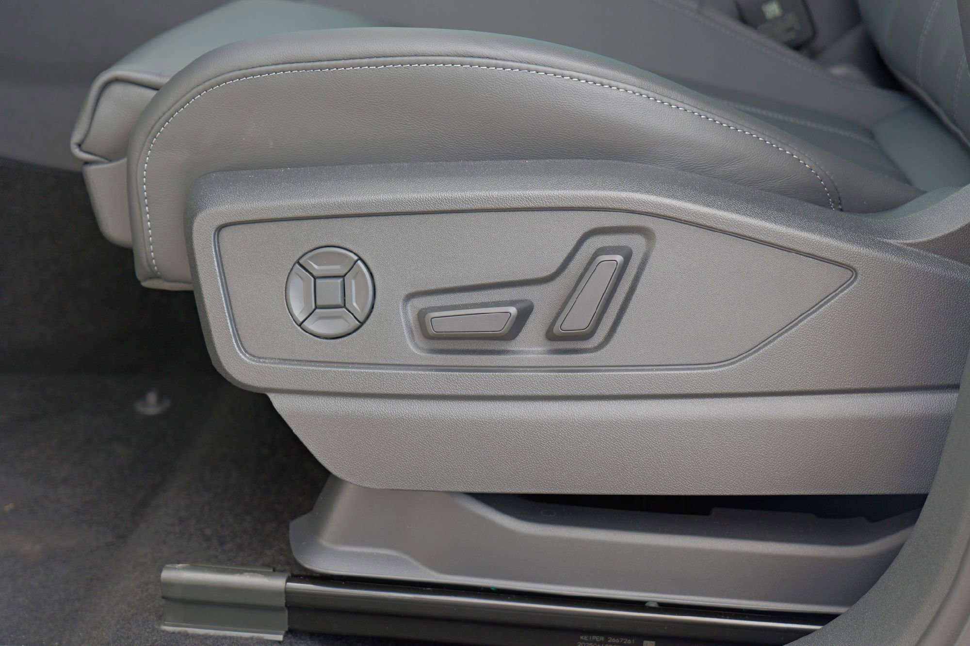 New 2025 Audi Q5 Premium Plus image 26