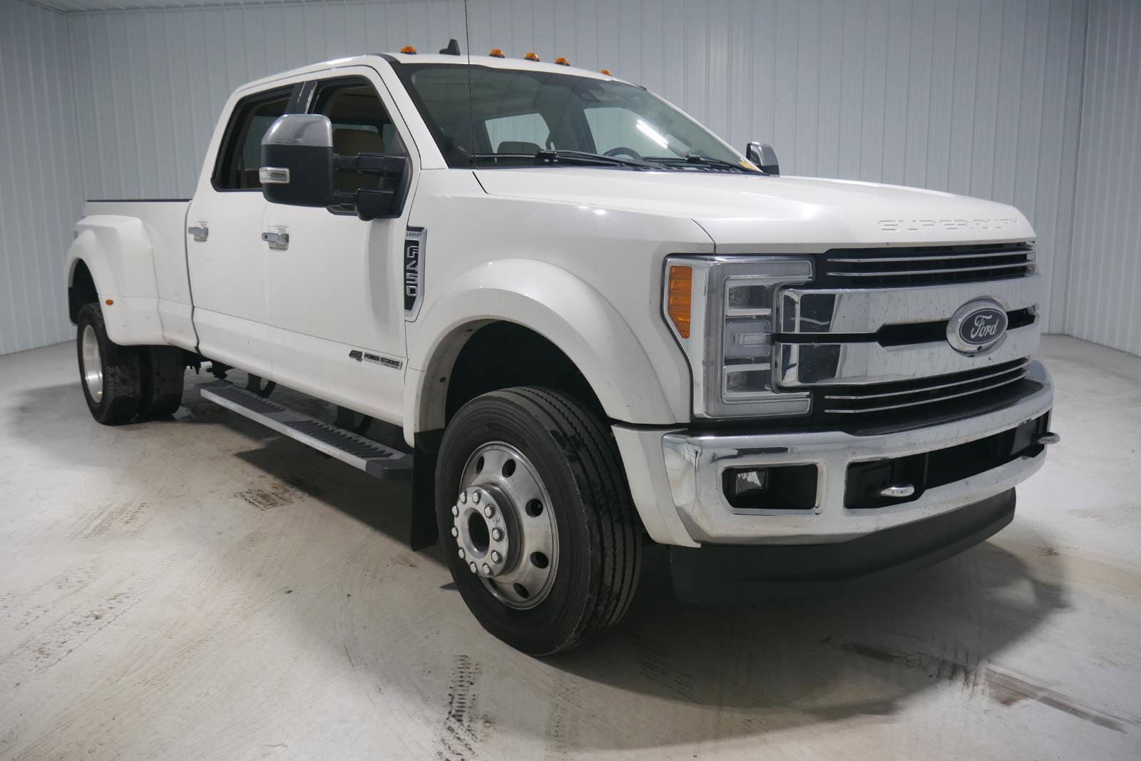 Used 2019 Ford F450 Lariat w/ Lariat Ultimate Package image 3
