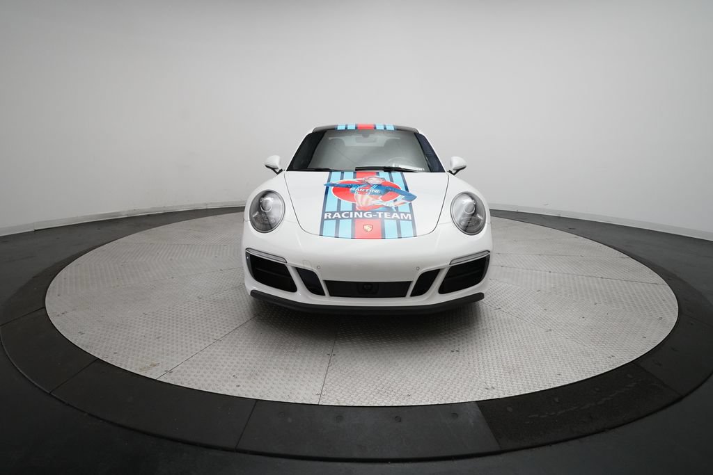 Used 2019 Porsche 911 Carrera GTS RWD image 2