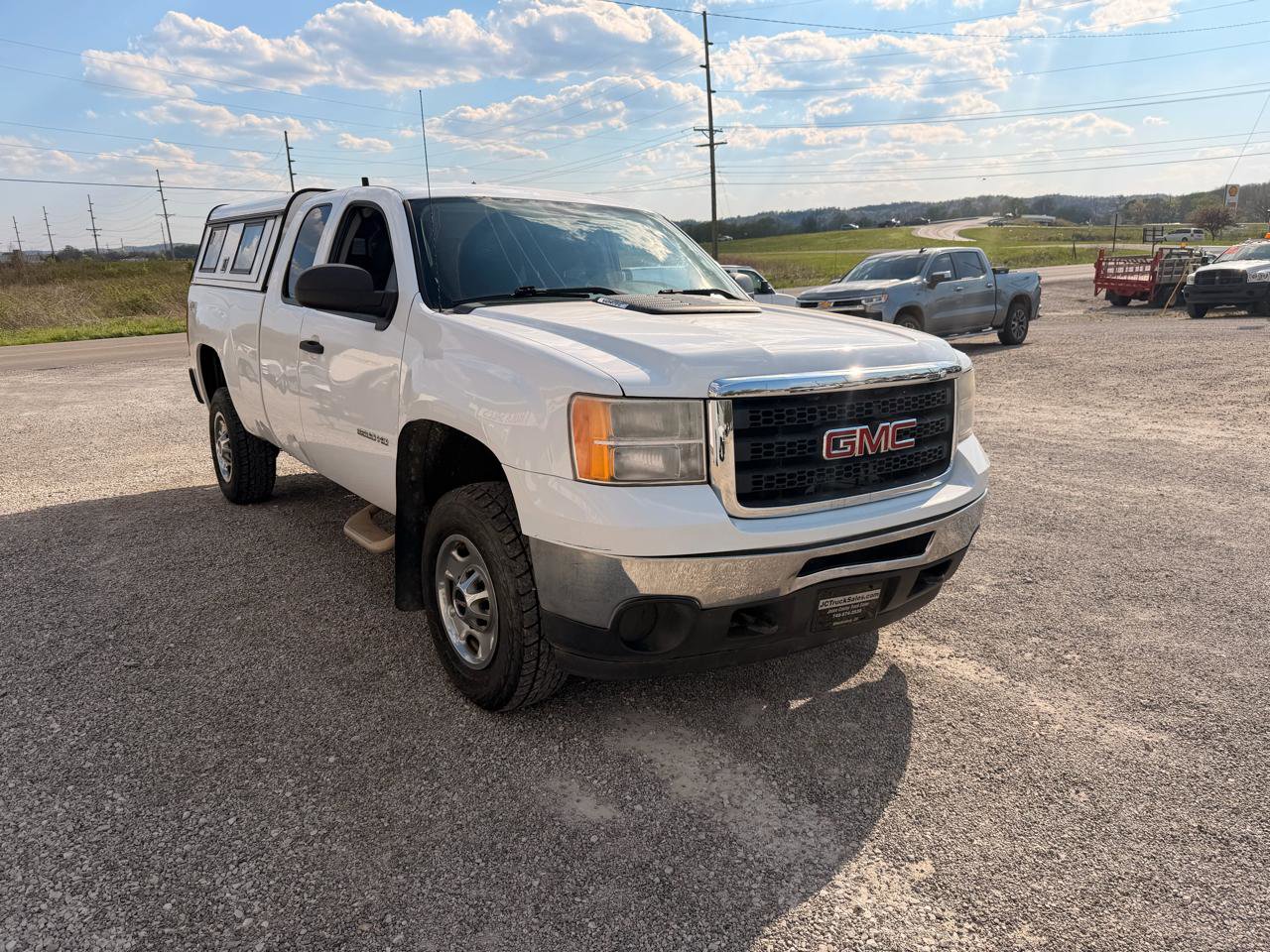 Used 2012 GMC Sierra 2500 W/T w/ Snow Plow Prep Package AWD/4WD image 4