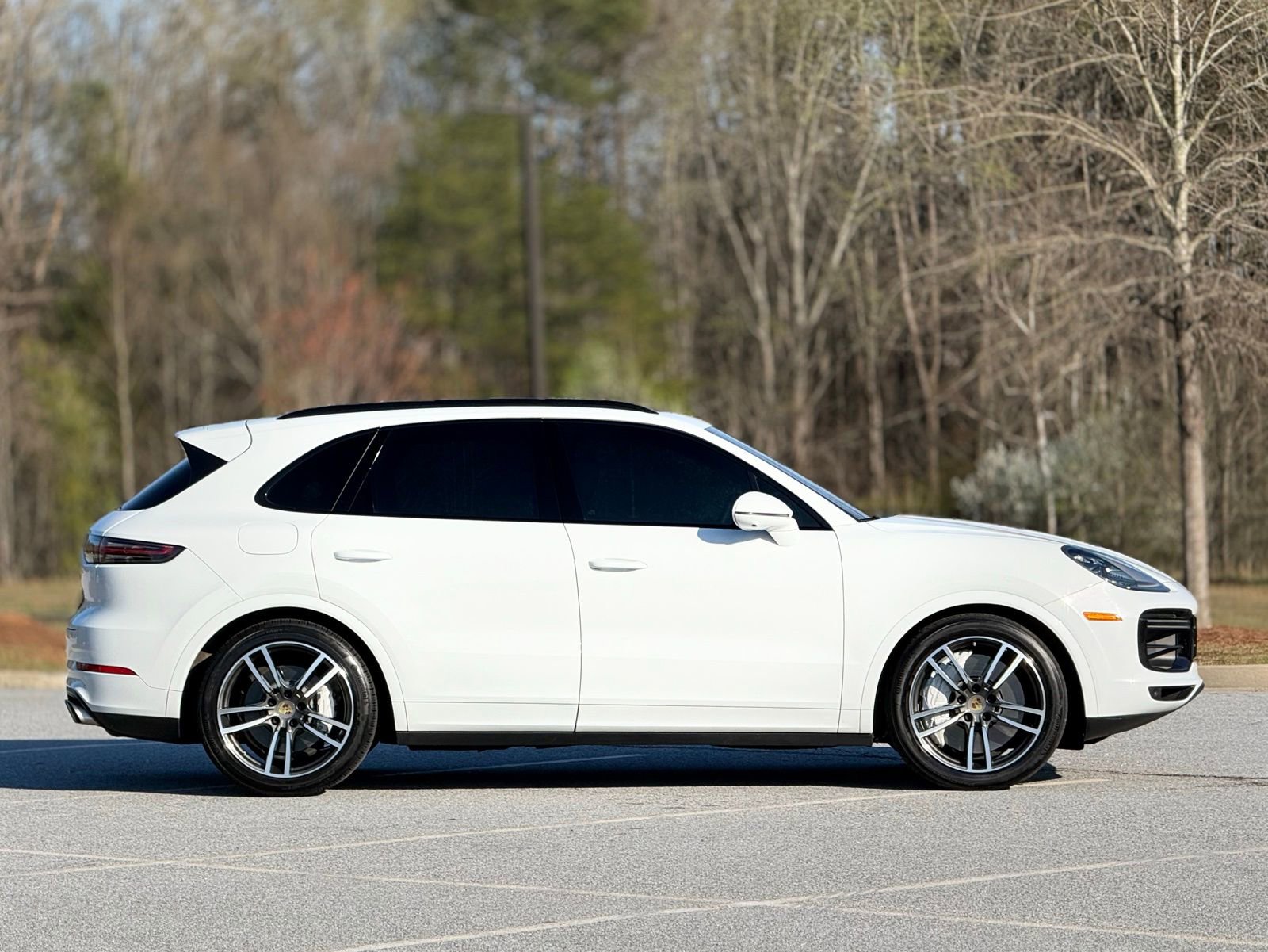 Used 2019 Porsche Cayenne Turbo image 11