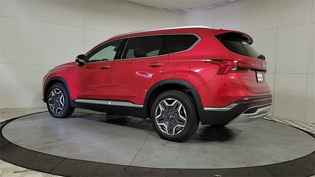 Used 2023 Hyundai Santa Fe Limited w/ Cargo Package image 5