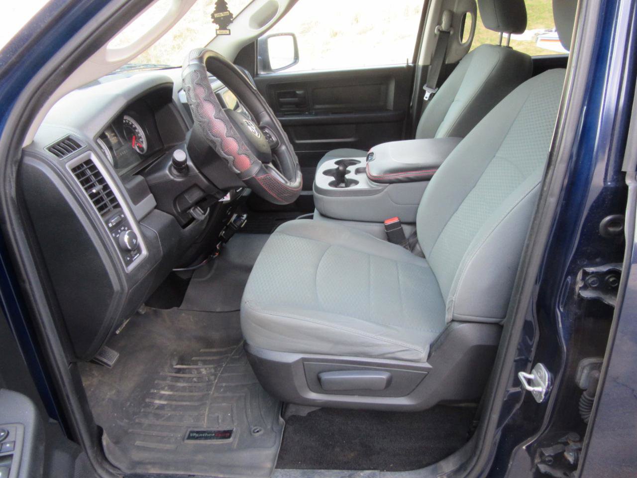 Used 2014 RAM 1500 Express image 9