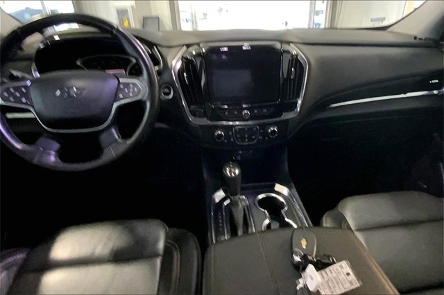 Used 2020 Chevrolet Traverse RS image 14