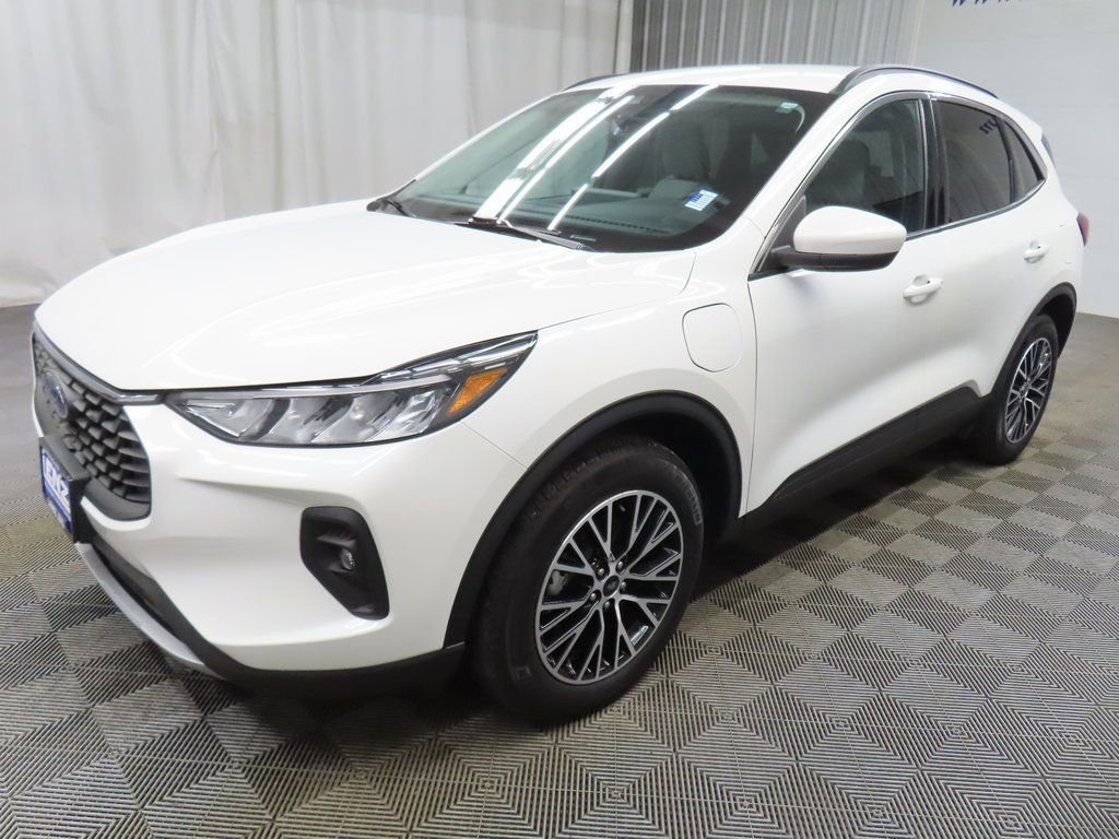 Used 2023 Ford Escape SE image 6