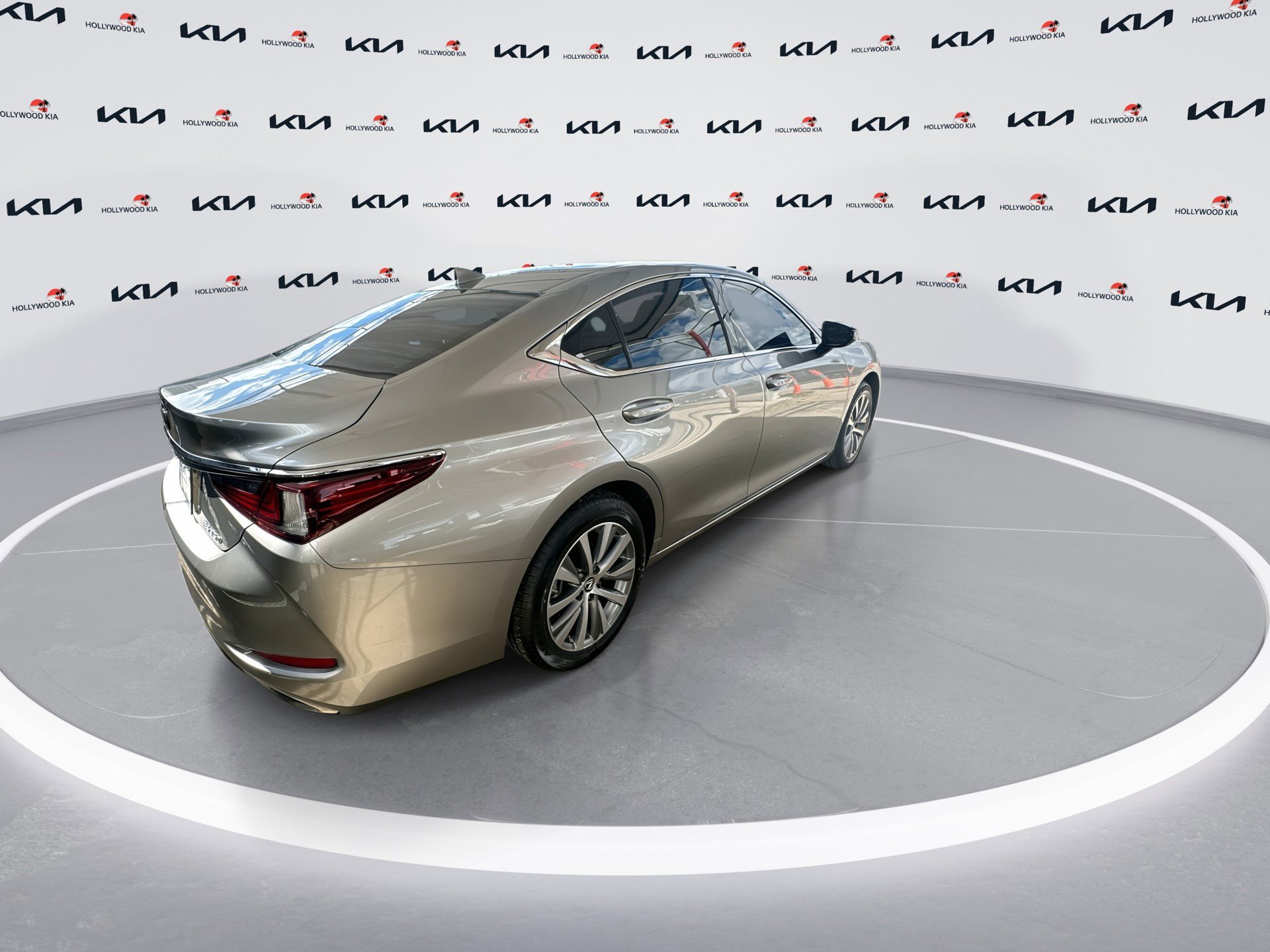 Used 2021 Lexus ES 350 image 8