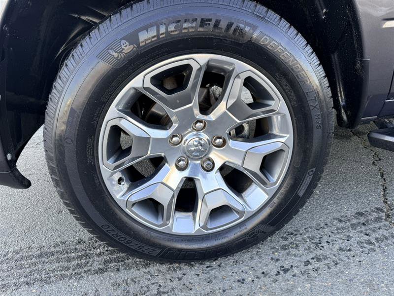 Used 2017 RAM 1500 Limited image 9