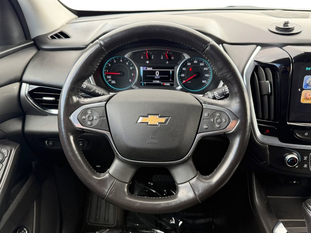 Used 2018 Chevrolet Traverse LT image 13
