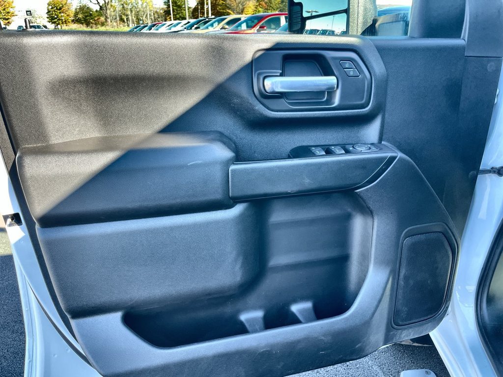 Certified 2022 Chevrolet Silverado 3500 W/T w/ WT Convenience Package AWD/4WD image 20