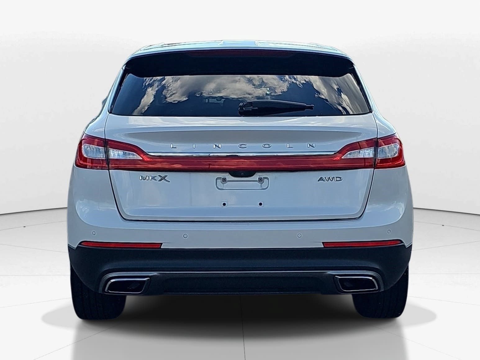 Used 2017 Lincoln MKX Reserve AWD/4WD image 5