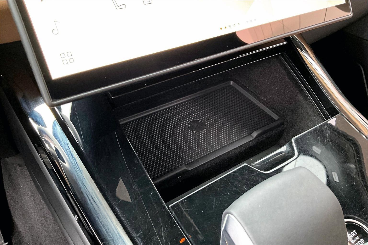 Used 2024 Land Rover Range Rover Sport SE image 33