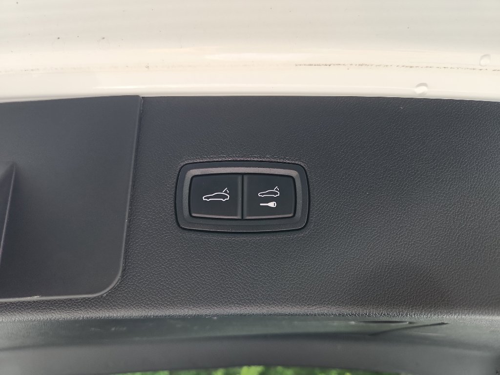 Certified 2020 Porsche Cayenne AWD/4WD image 42