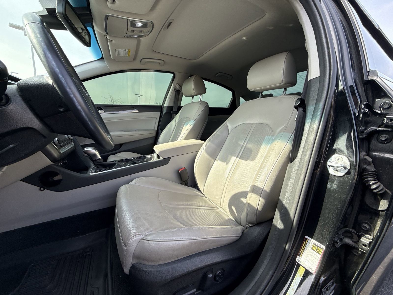 Used 2019 Hyundai Sonata Limited image 11