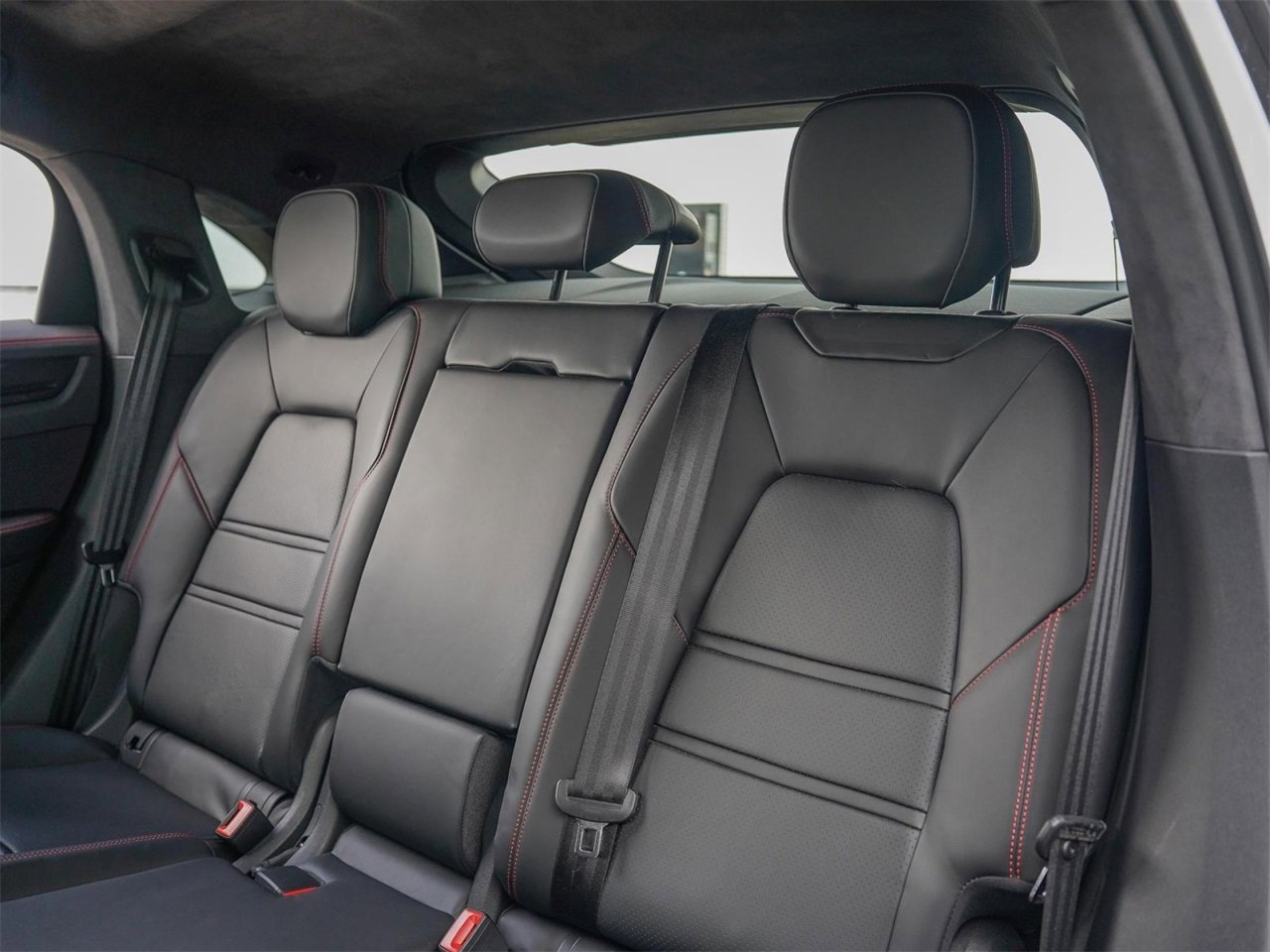 Certified 2023 Porsche Cayenne GTS image 35