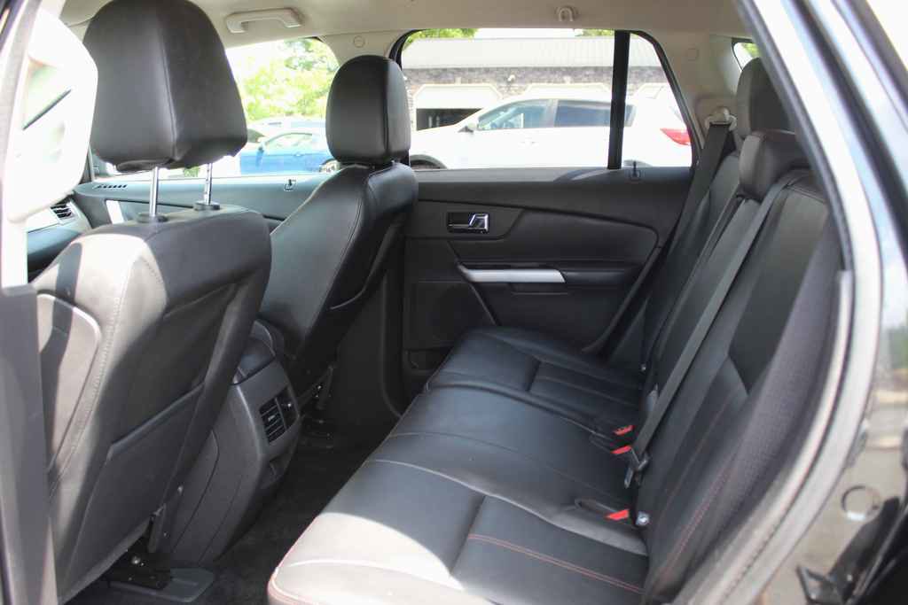 Used 2013 Ford Edge SEL AWD/4WD image 23