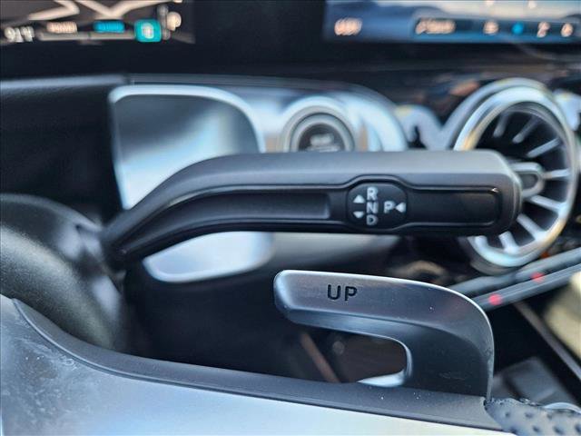 Used 2024 Mercedes-Benz GLB 35 AMG 4MATIC image 12