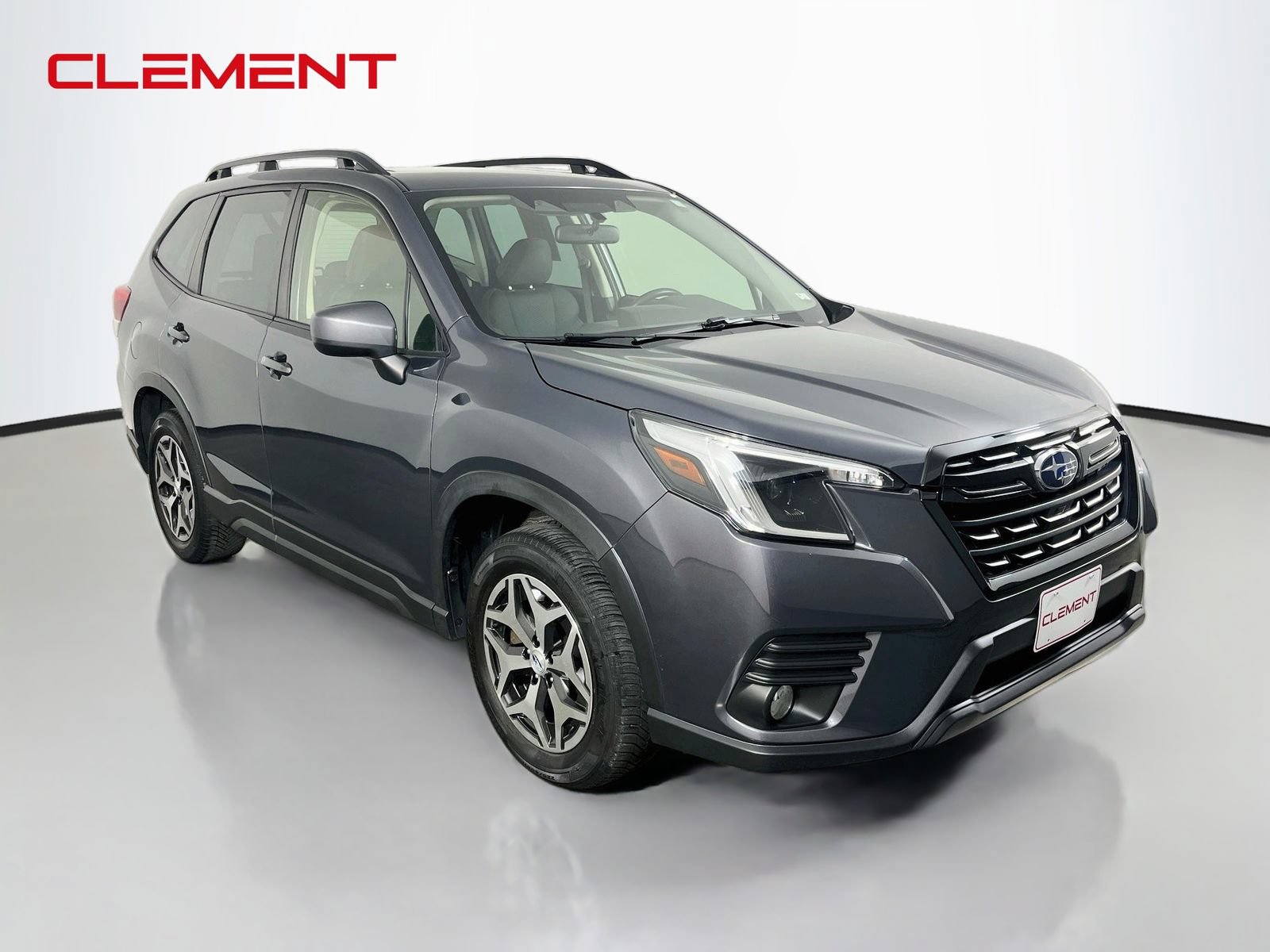 Used 2022 Subaru Forester Premium AWD/4WD image 3