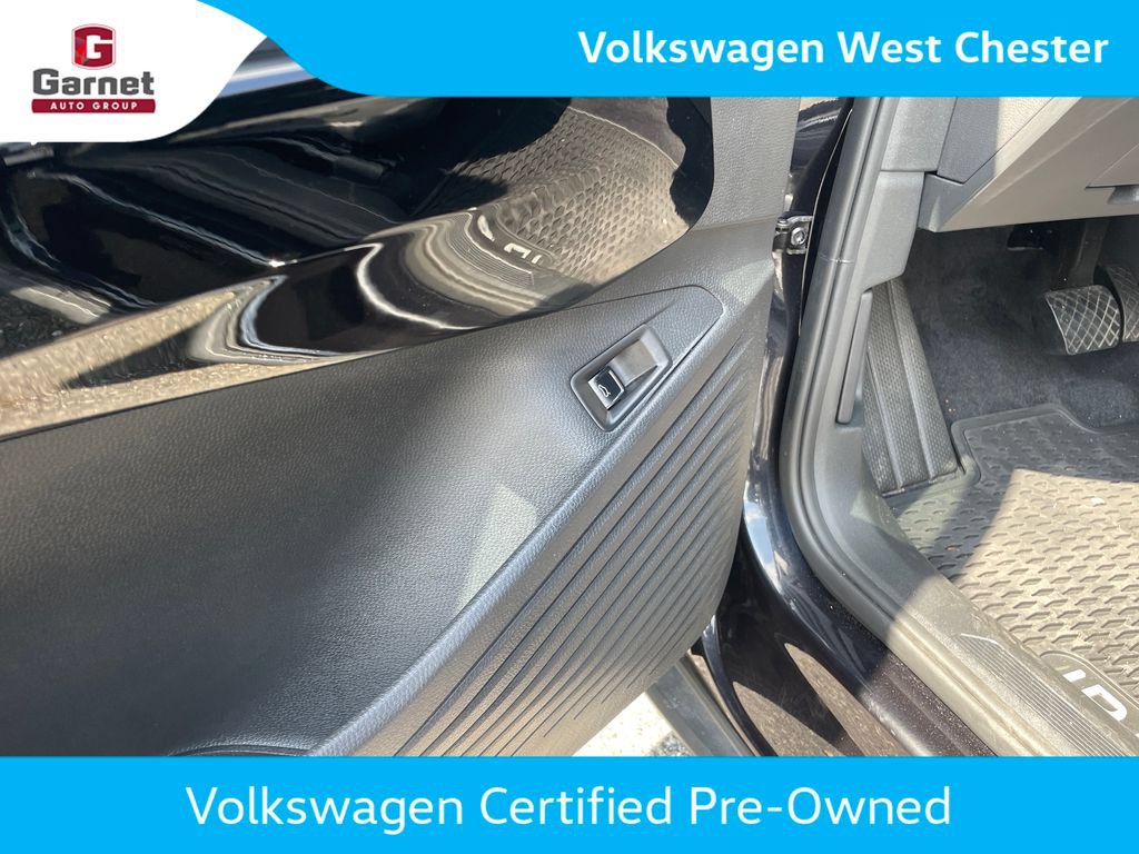 Certified 2023 Volkswagen ID.4 Pro S Plus AWD/4WD image 13