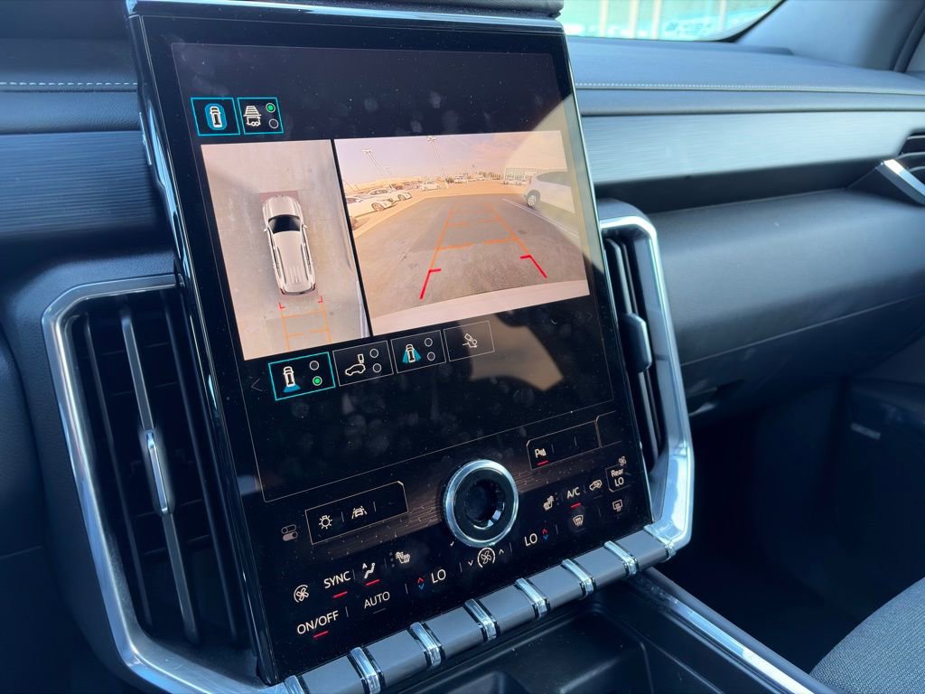 Used 2025 GMC Acadia Elevation image 25