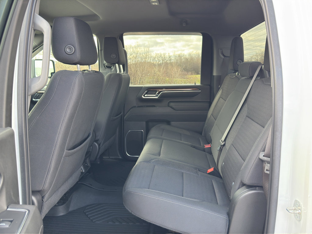 Used 2024 Chevrolet Silverado 2500 LT w/ Convenience Package image 37