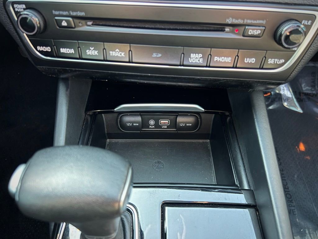 Used 2017 Kia Cadenza Premium w/ Luxury Package image 54