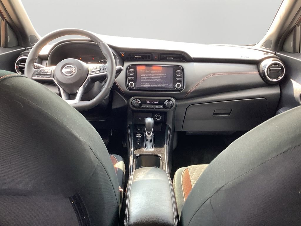 Used 2024 Nissan Kicks SR image 16