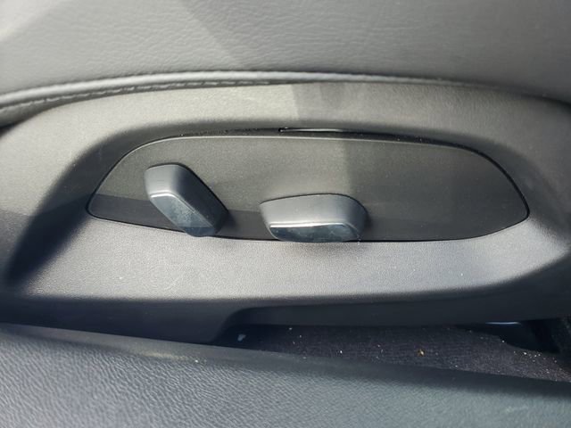 Certified 2023 Chevrolet Corvette Stingray Convertible w/ Z51 Performance Package image 11