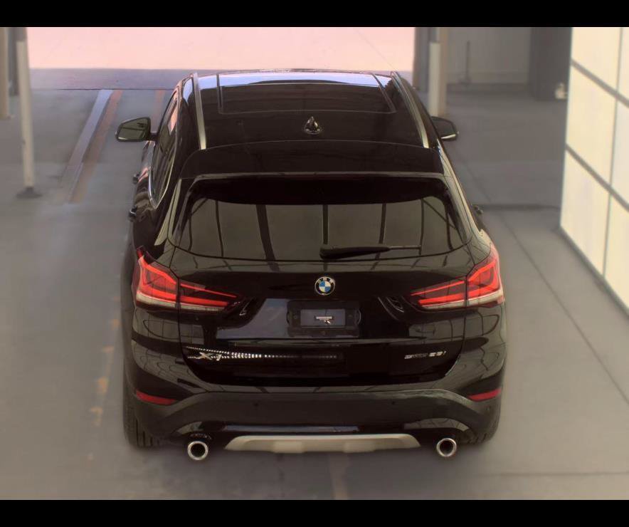 Used 2022 BMW X1 sDrive28i w/ Premium Package 2 FWD image 10