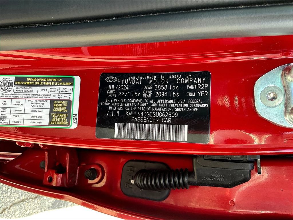Used 2025 Hyundai Elantra SEL FWD image 20