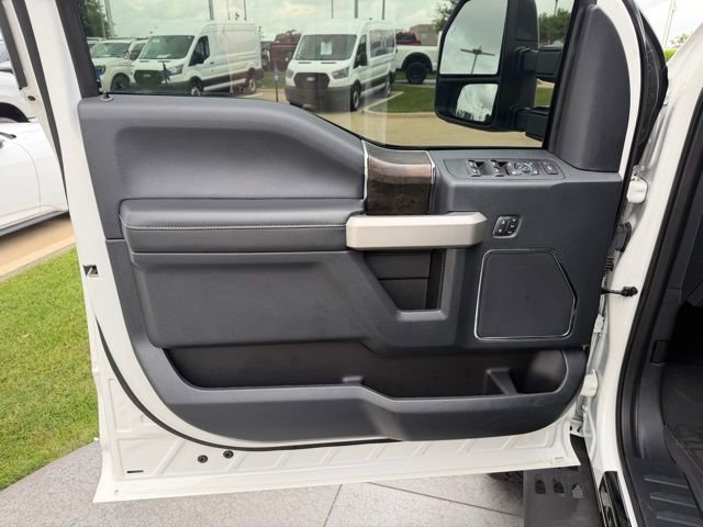 Used 2022 Ford F350 Lariat w/ Tremor Off-Road Package image 8