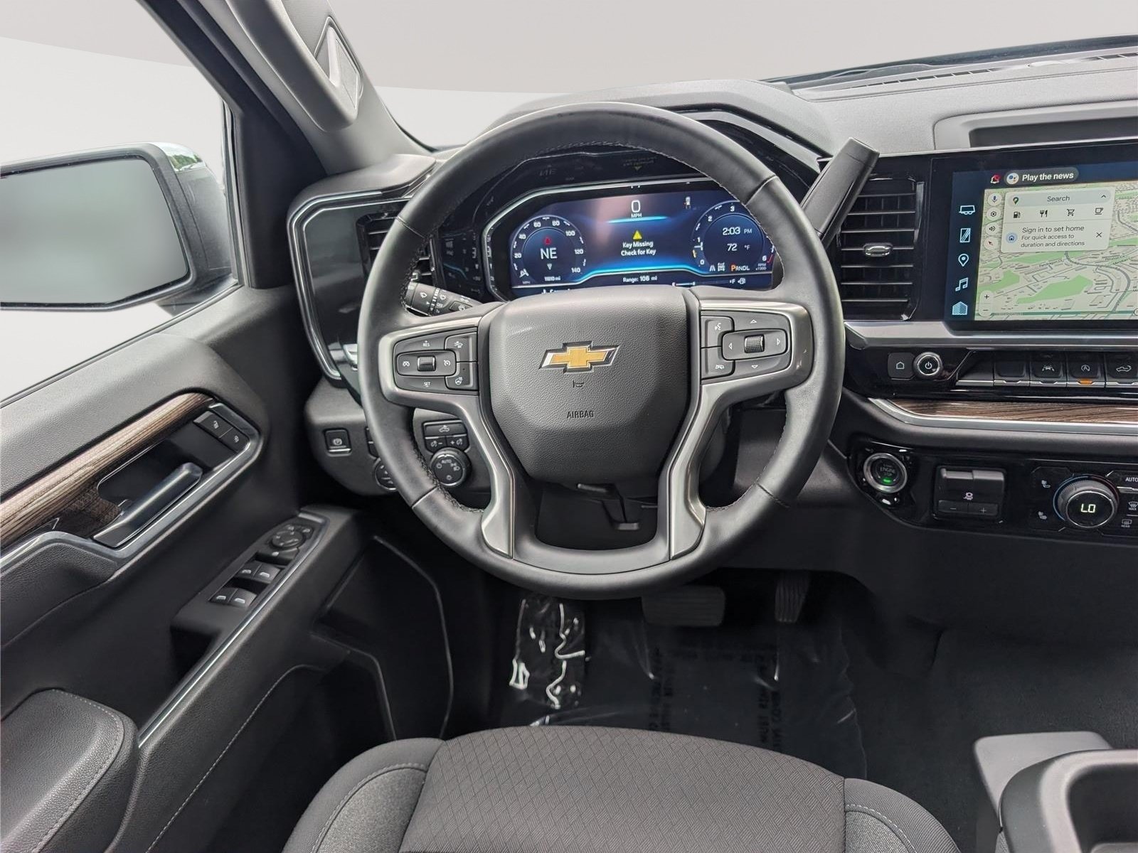 Used 2025 Chevrolet Silverado 1500 LT AWD/4WD image 18