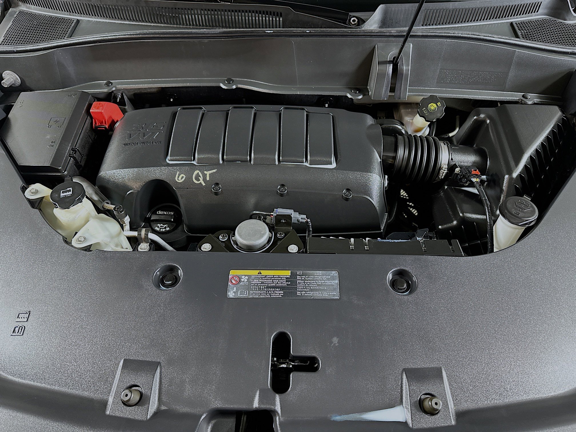 Used 2015 GMC Acadia SLE FWD image 29