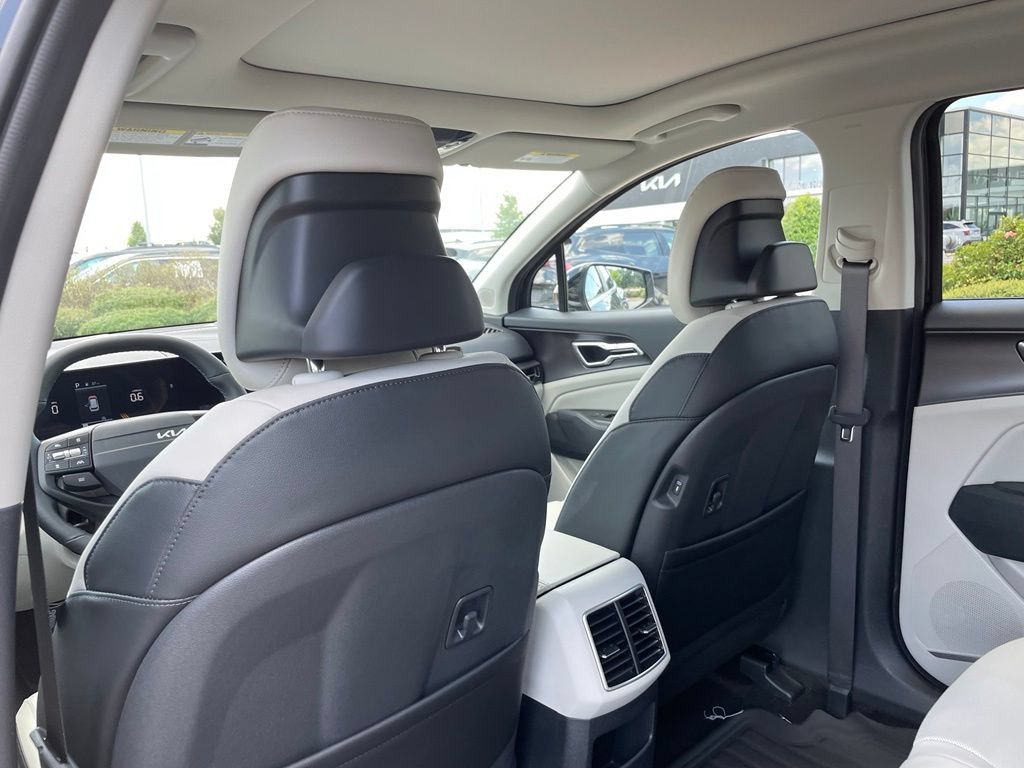 New 2026 Kia Sportage EX w/ EX Panorama Roof Package FWD image 27