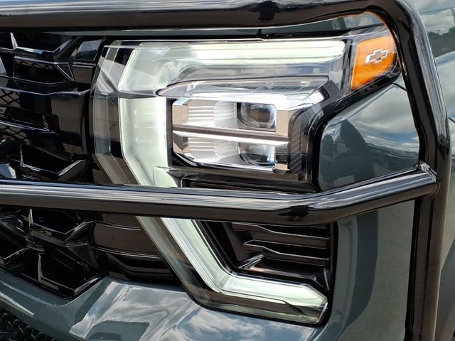Used 2026 Chevrolet Silverado 2500 ZR2 w/ LPO, Dark Essentials Package image 9