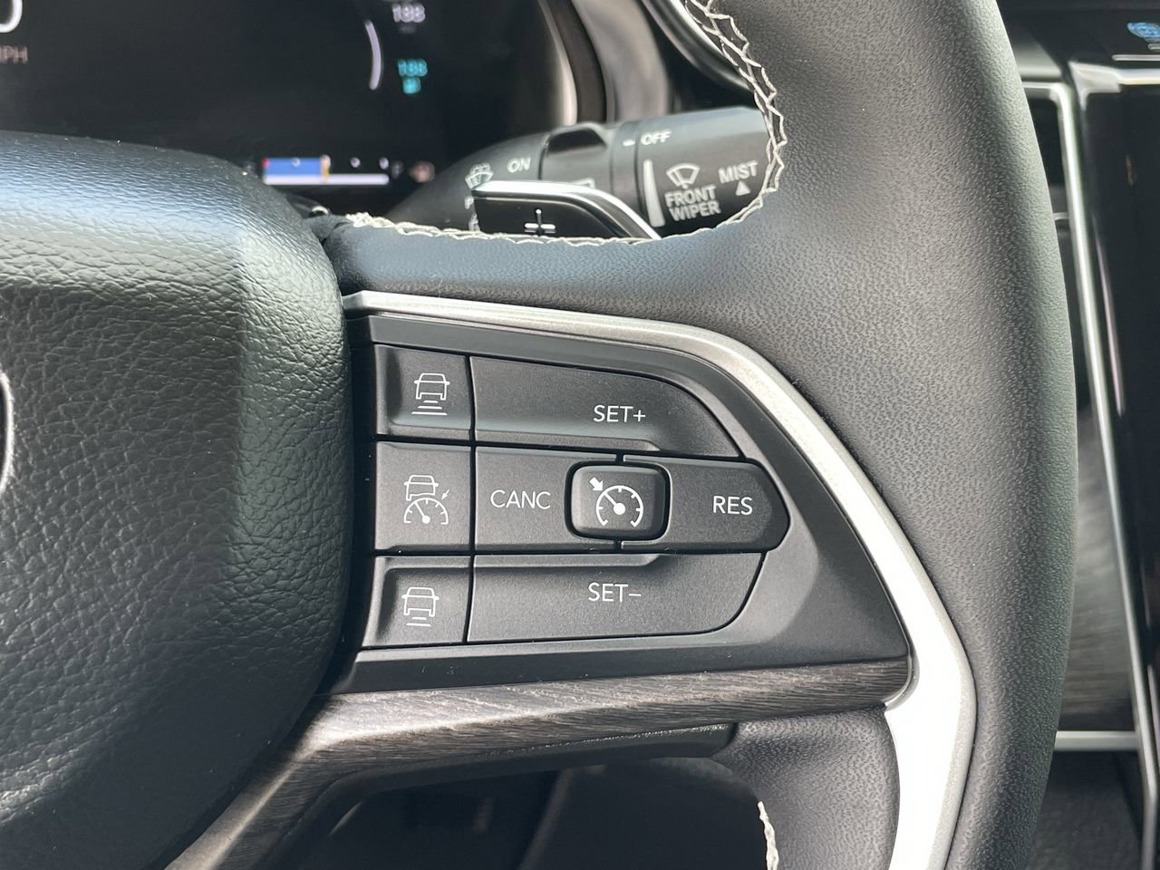 Used 2022 Jeep Grand Cherokee Limited 4xe AWD/4WD image 31