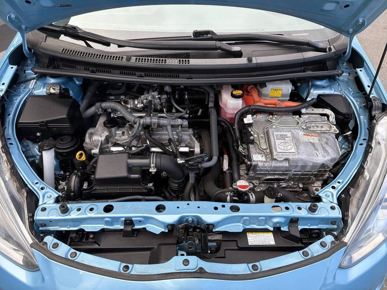 Used 2015 Toyota Prius C Two FWD image 12