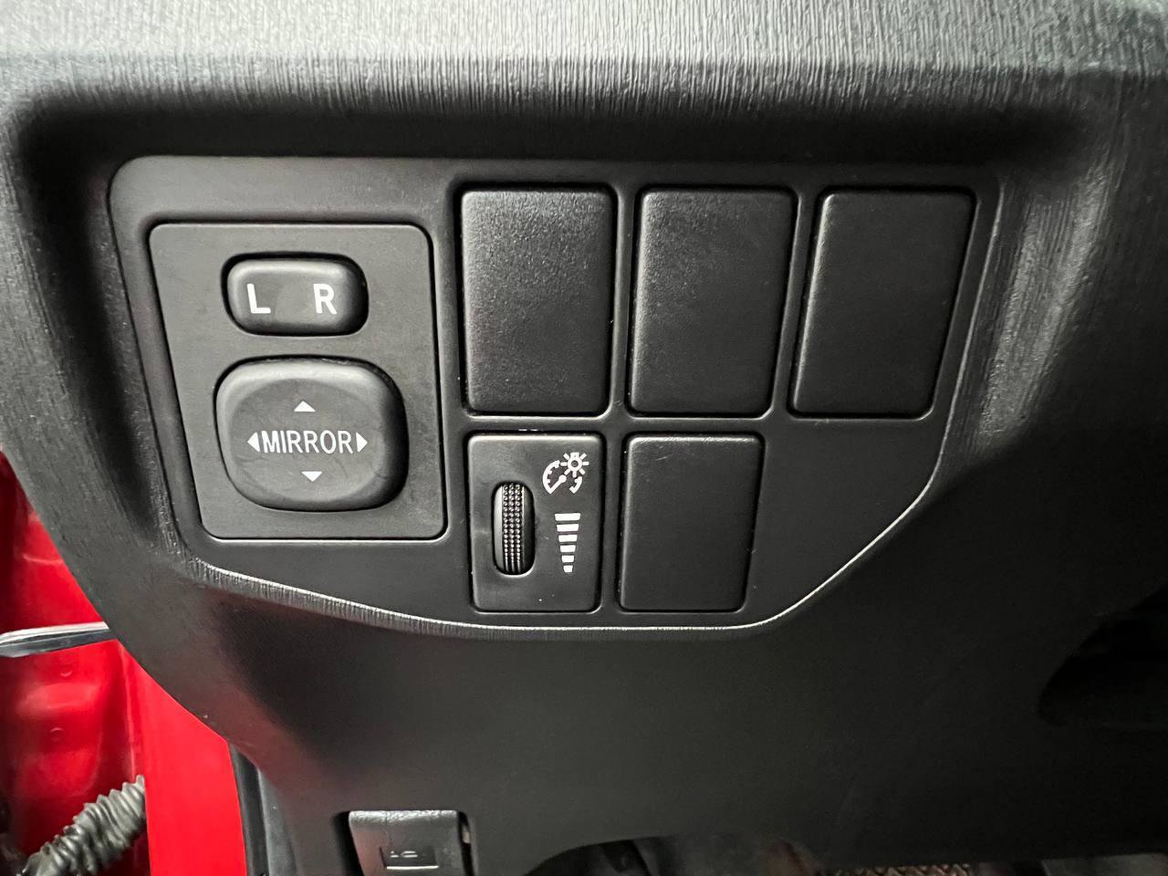 Used 2012 Toyota Prius Three FWD image 22