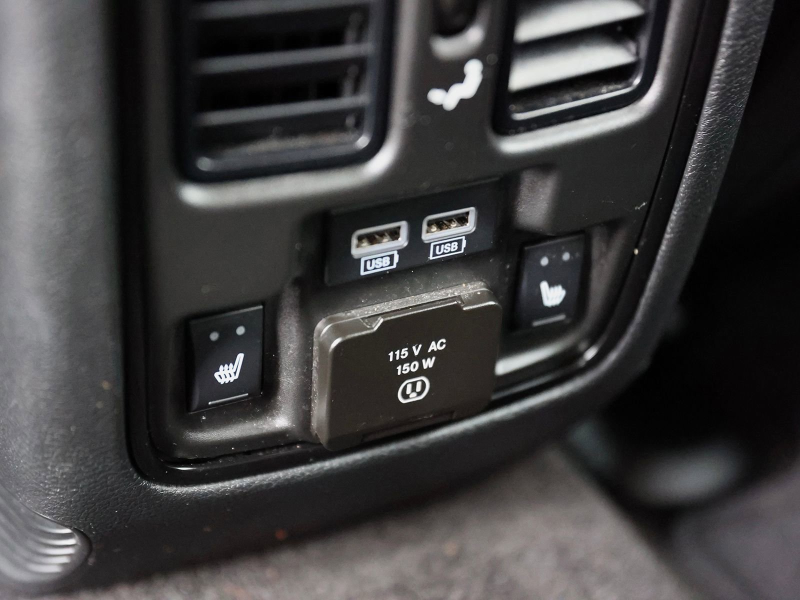 Used 2022 Dodge Durango GT image 25