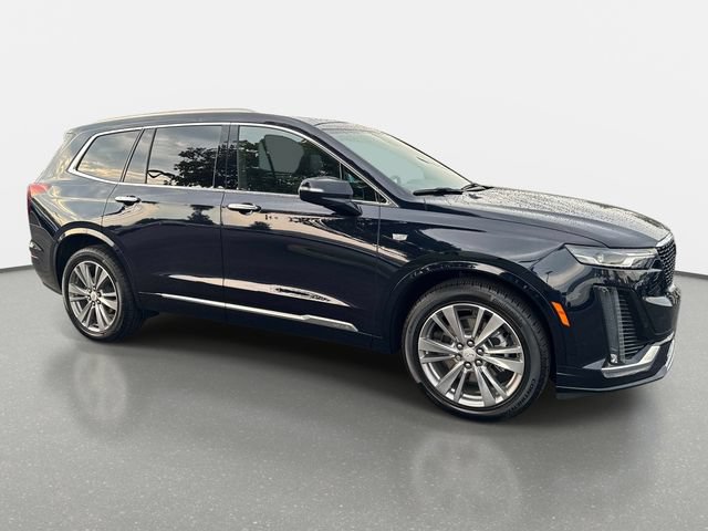 Used 2022 Cadillac XT6 Premium Luxury FWD image 8