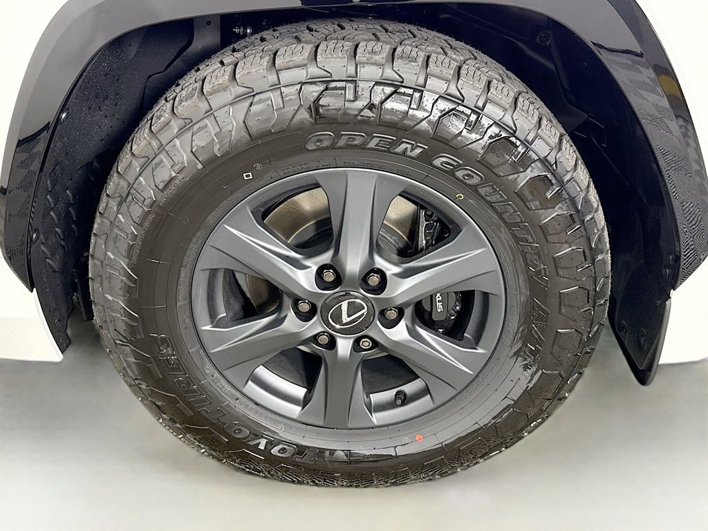 New 2026 Lexus LX 700h Overtrail AWD/4WD image 31